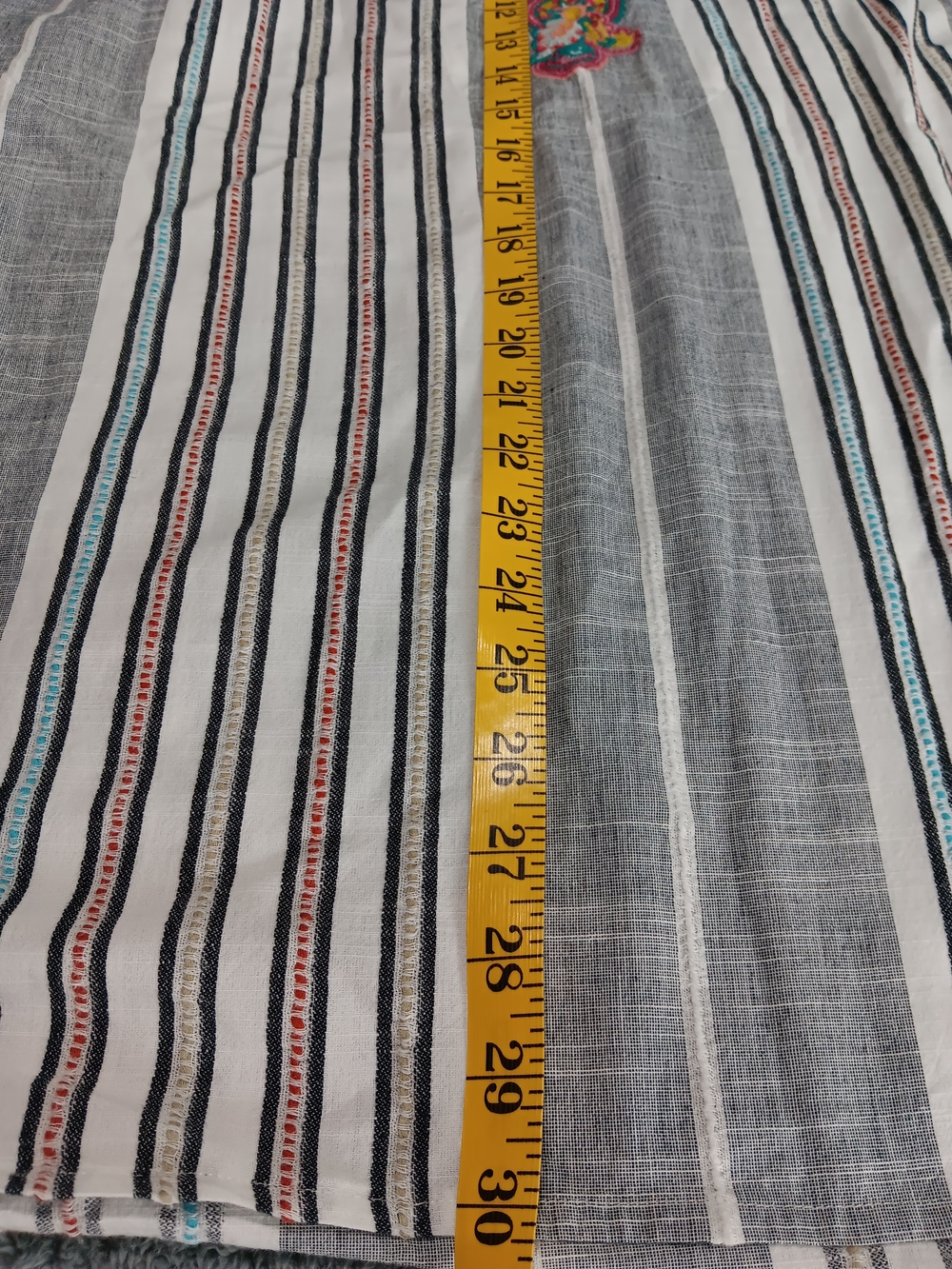 Soft Surroundings Size 1X Gray White Striped Embroidered Aruba Boho Tunic - Picture 8 of 13